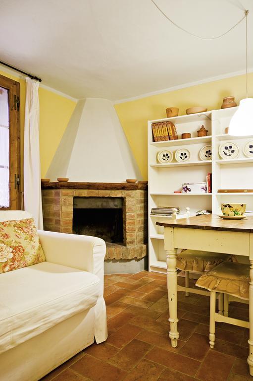 Апартаменты Borgo Dei Cadolingi Гамбасси-Терме Экстерьер фото
