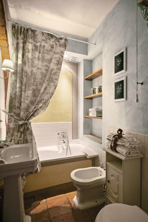 Апартаменты Borgo Dei Cadolingi Гамбасси-Терме Экстерьер фото